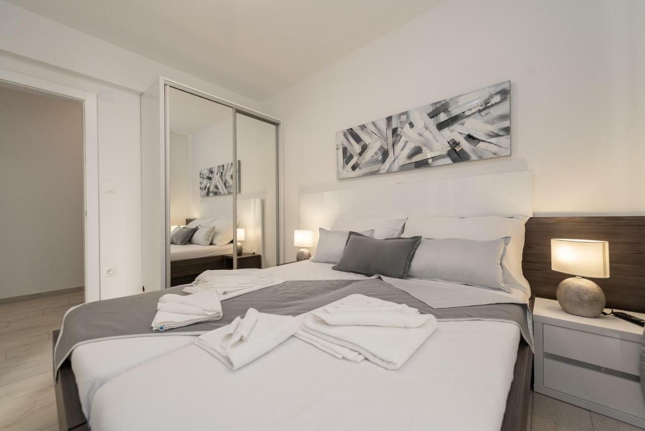 Apartments & Rooms Pool Villas Maris Novalja Luaran gambar