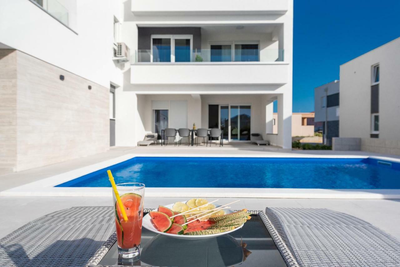 Apartments & Rooms Pool Villas Maris Novalja Luaran gambar