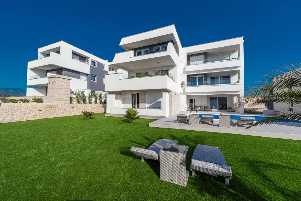 Apartments & Rooms Pool Villas Maris Novalja Luaran gambar
